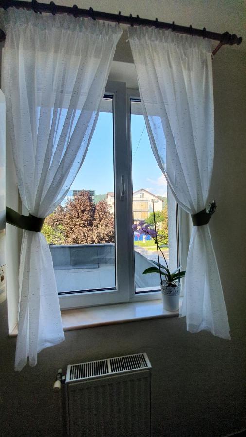 Apartament Cosbuc Бая Маре Екстериор снимка