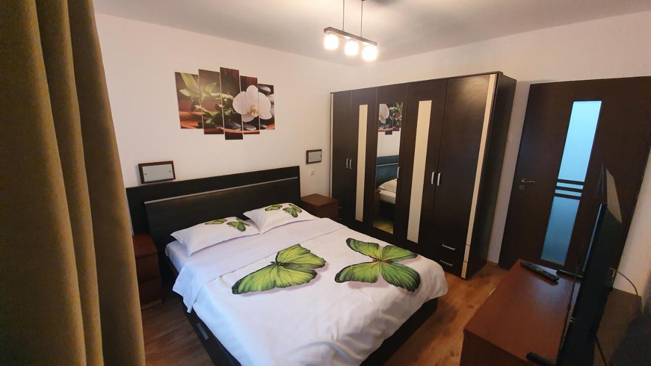 Apartament Cosbuc Бая Маре Екстериор снимка