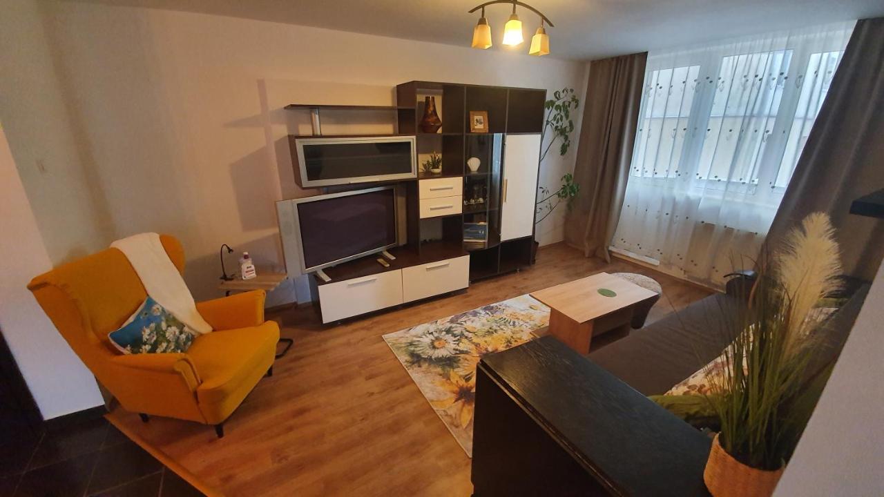 Apartament Cosbuc Бая Маре Екстериор снимка